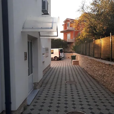 Diva Exclusive * ザボリッチ